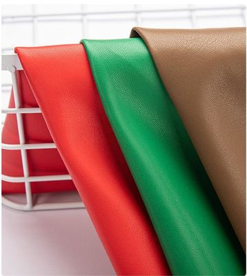 Gepersonaliseerde proteïne kleding PU leer wasbare kleding 0,7 mm dikte