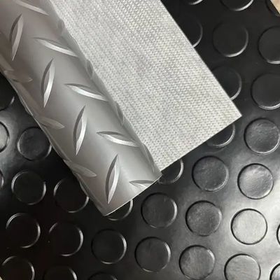 Plastic vloermatten voor auto's leer anti-slip PVC vloermat rollen drukdicht
