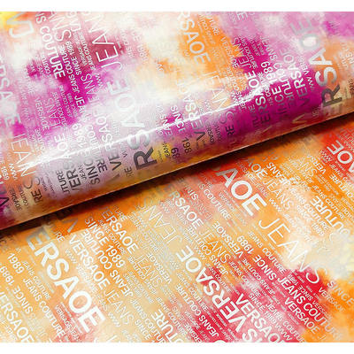 PU Regenboog Letter Print Magazine Design Synthetisch Leer Waterdicht Kunstleer Stof voor Bagage Tas Cosmetica Meubels/Sofa