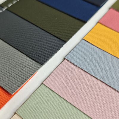 0.7mm Stof Textuur Synthetisch leer PVC Lederool voor tassen Meubelen Automotive Interieur 1,6m Breedte
