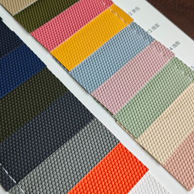 Hexagonale geïmpregneerde basketbal textuur PVC synthetisch leer roll kunstmatig leer voor tassen Meubelen Auto interieur
