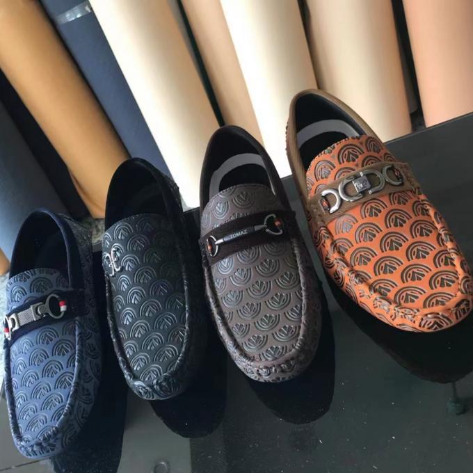 Aanpassen PU Vinyl Mode Kleurverandering Gedrukt synthetisch leer voor schoeisel tafelmat nep leerstof 21